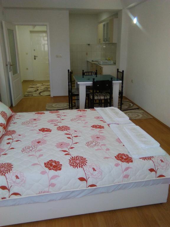 Appartement Apartman Strezoski à Ohrid Extérieur photo
